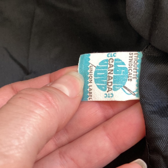 90s blazer jacket Jon Tagia black velvet gold trim buttons cropped Union made 4 - Picture 10 of 10